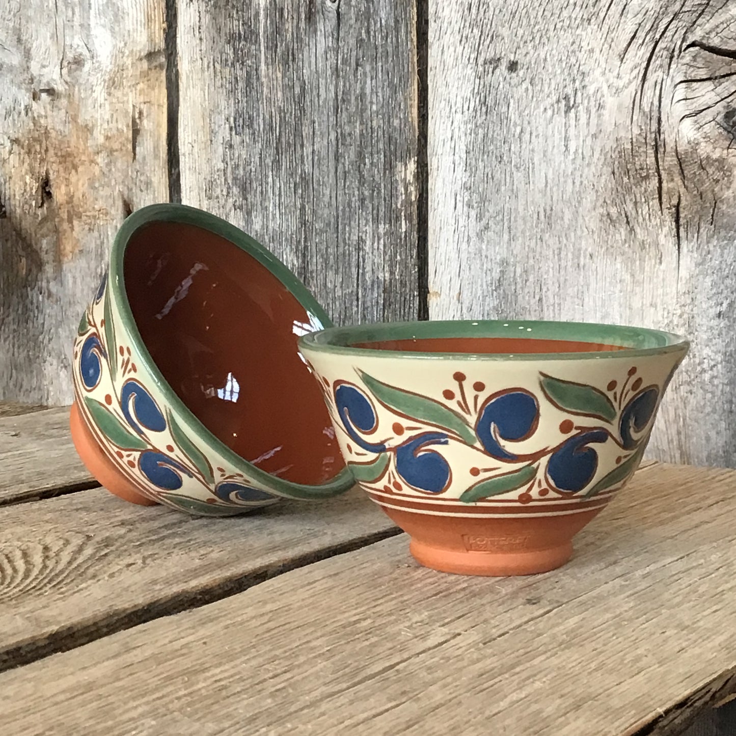 Lita skål Acanthus