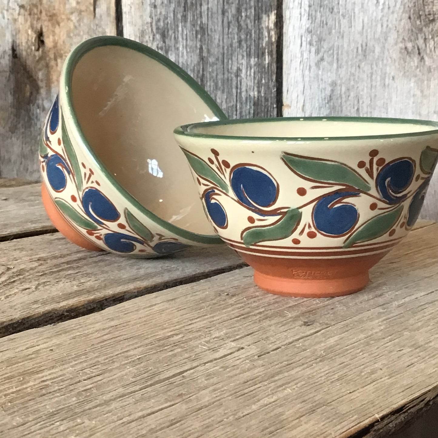 Lita skål Acanthus